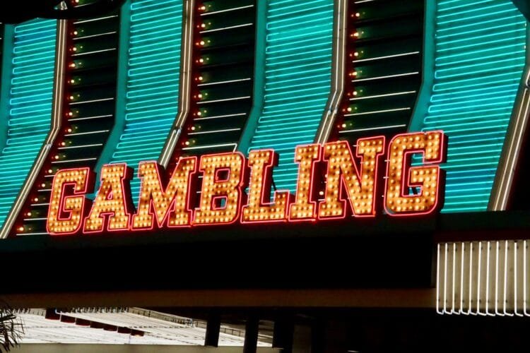 How Online Casinos Drive Financial Growth in the Philippines