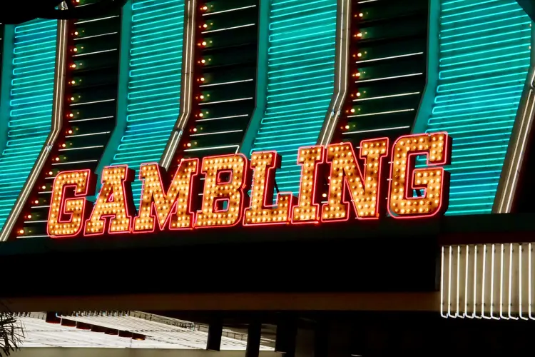 How Online Casinos Drive Financial Growth in the Philippines