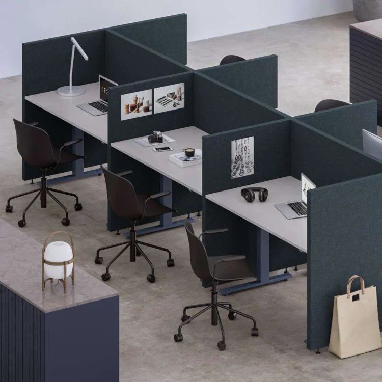 How Office Screens Can Make Open Workspaces Easier to Use